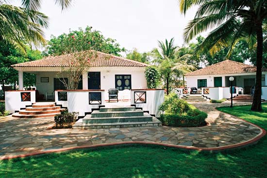 dona sylvia beach resort